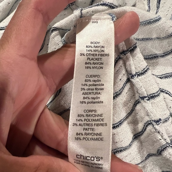 Chico's Women’s Sz 1 White Blue Silver Print 3/4 Sleeve Open Front Cardigan Top - Picture 6 of 7